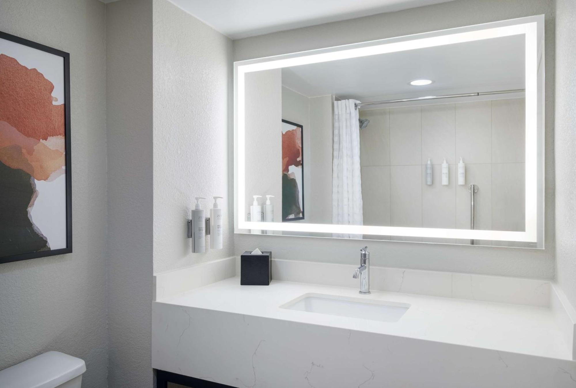 Embassy Suites By Hilton Memphis East Germantown Area מראה חיצוני תמונה