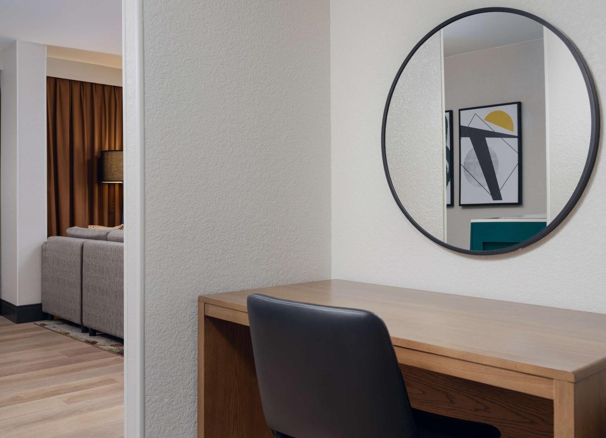 Embassy Suites By Hilton Memphis East Germantown Area מראה חיצוני תמונה