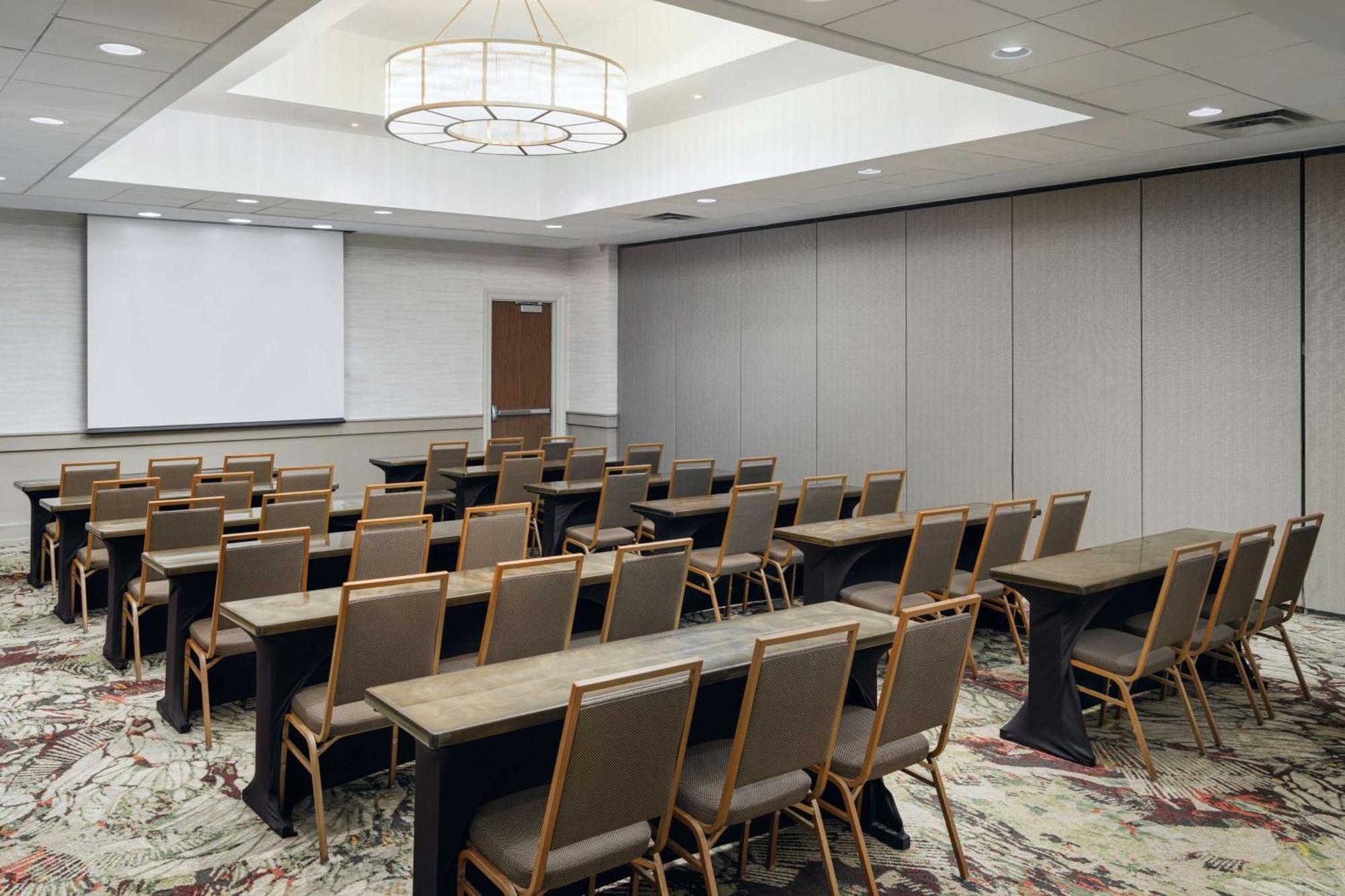 Embassy Suites By Hilton Memphis East Germantown Area מראה חיצוני תמונה