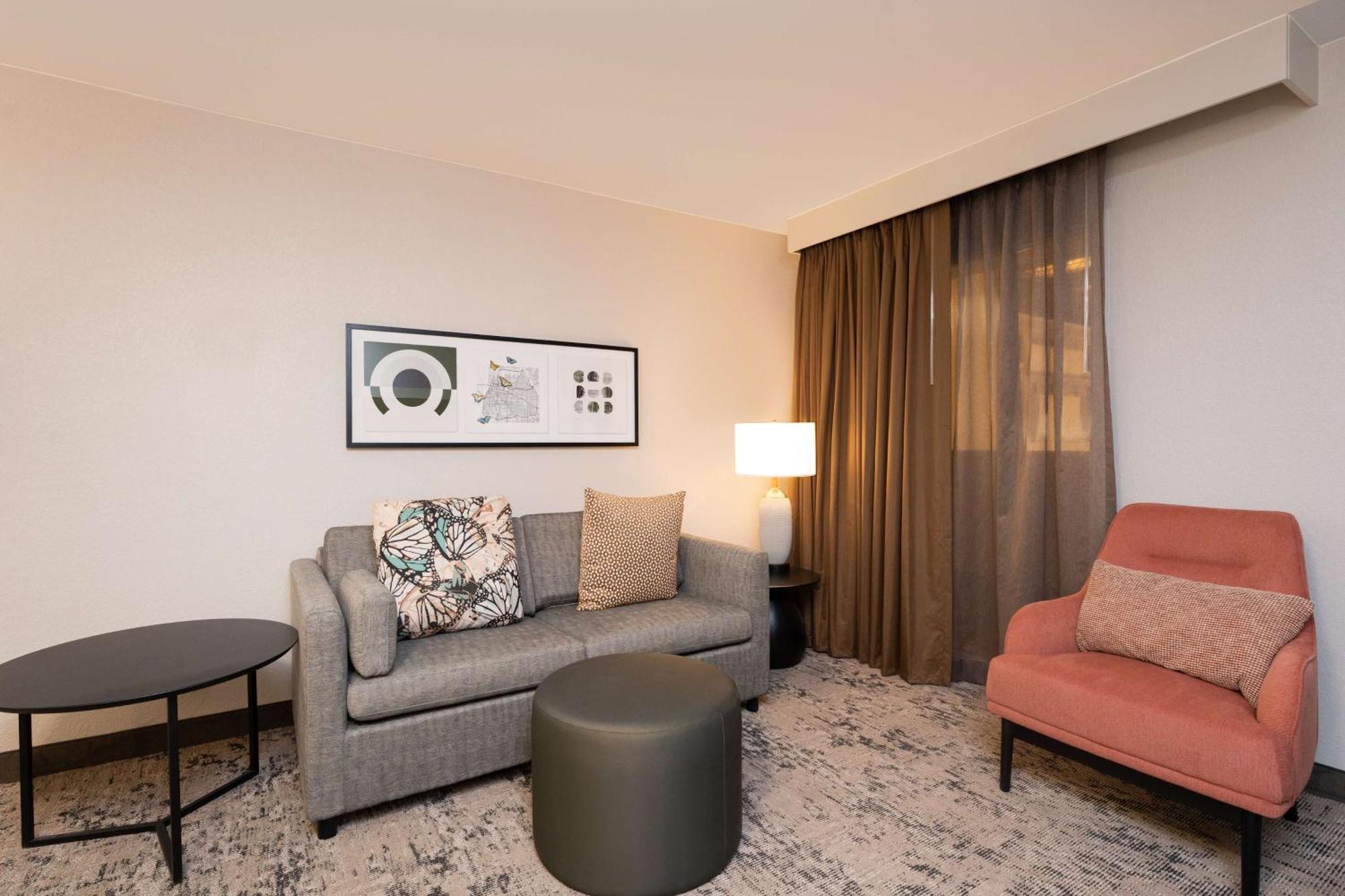 Embassy Suites By Hilton Memphis East Germantown Area מראה חיצוני תמונה