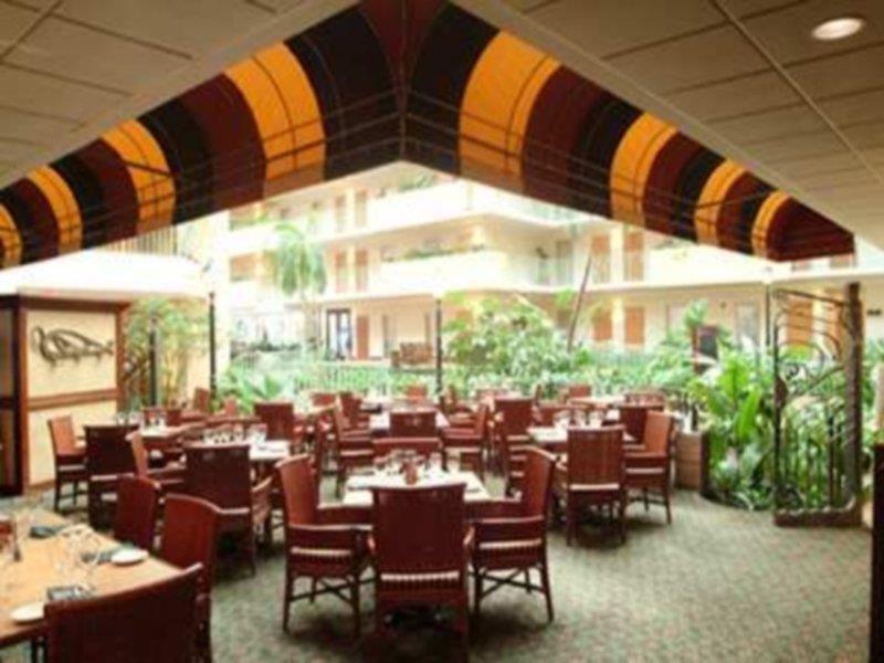 Embassy Suites By Hilton Memphis East Germantown Area מראה חיצוני תמונה